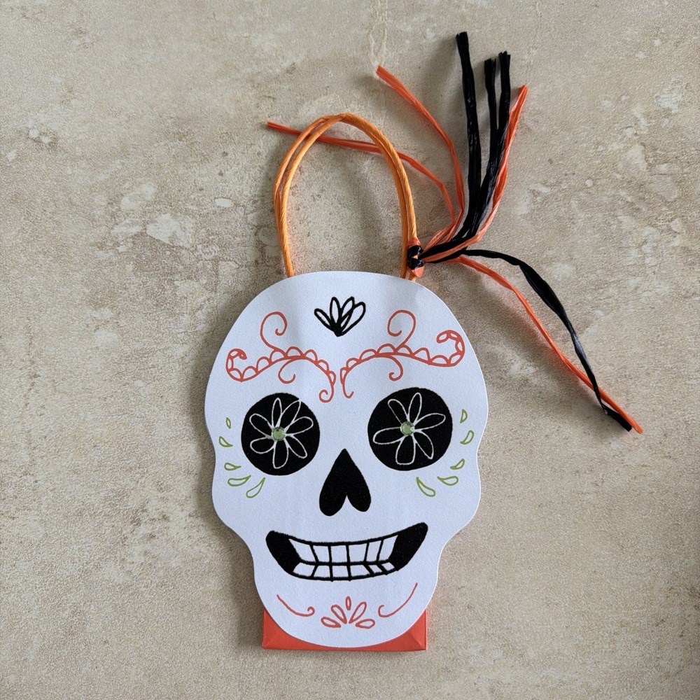 16Pcs Skull Paper Gift Bags With Handle Party Favors Halloween Dia De Muertos